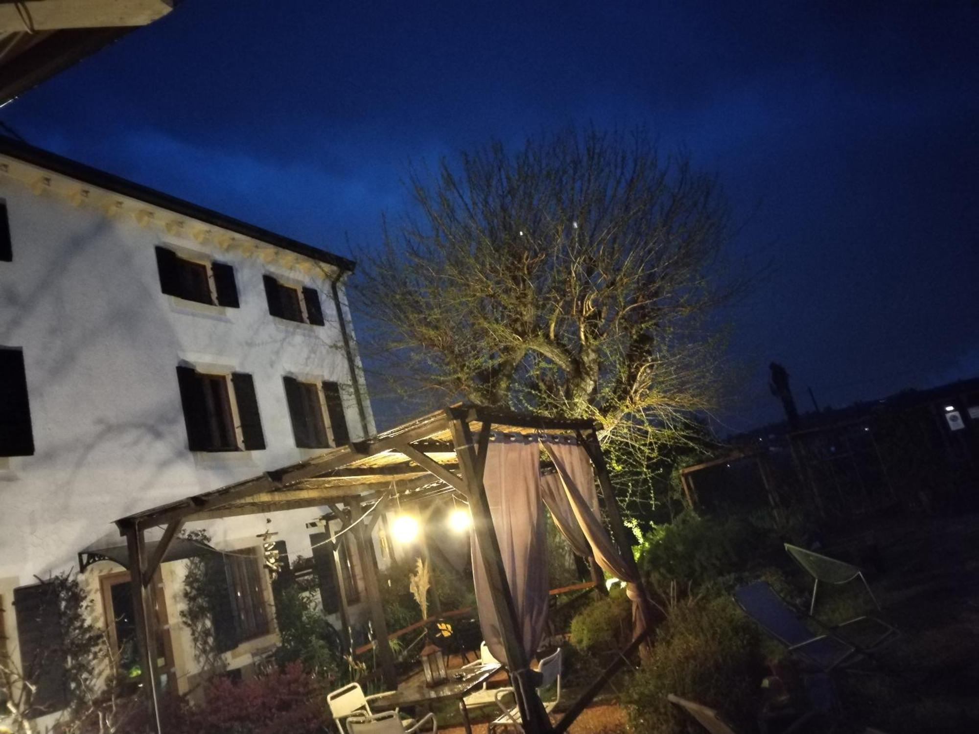 Ca' Blanca Bed & Breakfast Castelnuovo del Garda Exterior photo